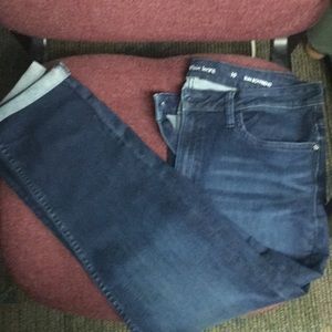 NWOT Calvin Kline slim boyfriend jeans.